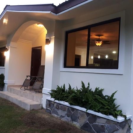 Вилла Casa Mirango Бокете Экстерьер фото
